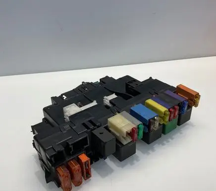 Mercedes-Benz S W220 Fuse module A0315451732 05045124 04512403012001