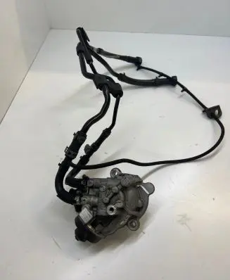 Mini Cooper Countryman R60 Fuel injection high pressure pump 7823452 120629 0445010519