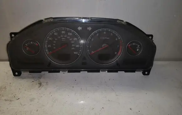 Volvo XC70 Speedometer (instrument cluster) 30746104 A1657
