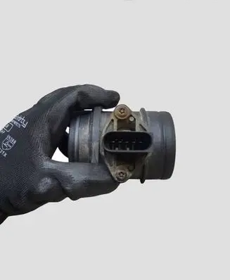 Volkswagen Caddy Mass air flow meter 0281002531 038906461B