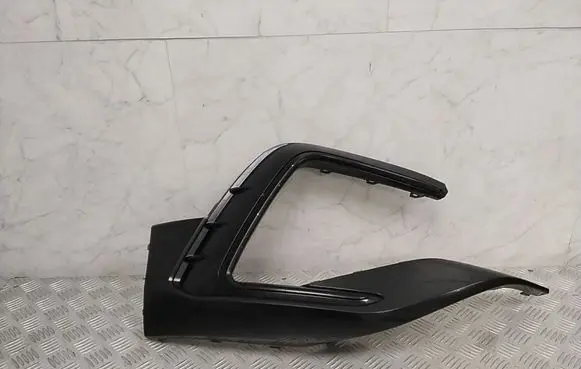 Volkswagen Tiguan Front bumper corner part panel trim 5NA853212E