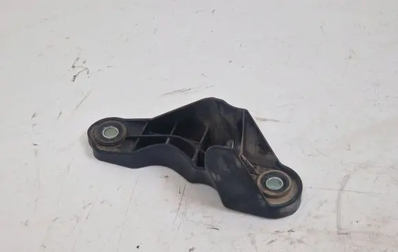 Land Rover Freelander 2 - LR2 Gear shift cable bracket