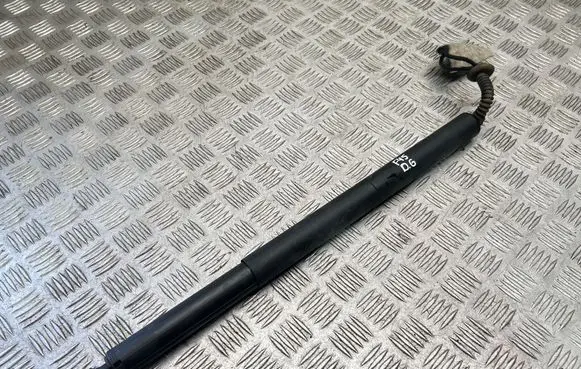 BMW 2 F45 Tailgate/trunk strut/damper 7432758