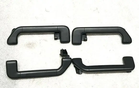 Porsche Cayenne (92A) A set of handles for the ceiling 
