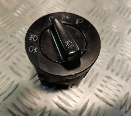Volkswagen Polo III 6N 6N2 6NF Light switch 1C0941531A
