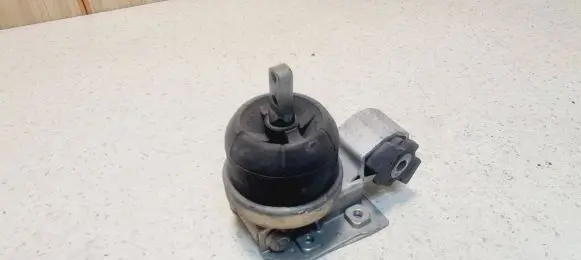 Ford Galaxy Engine mount bracket 7M0199131 95VW6B032
