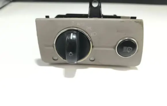 Mercedes-Benz E W211 Light switch 2115450104 04056003