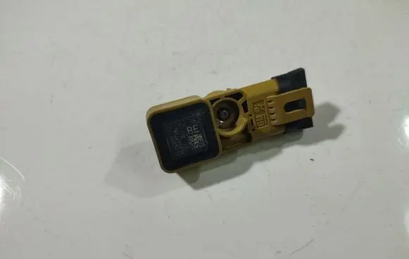 Opel Corsa D Airbag deployment crash/impact sensor 343149712