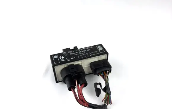 Coolant fan relay