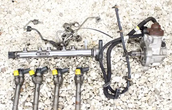 BMW 5 F10 F11 Fuel injection system set 7810696 0445010517 7809128