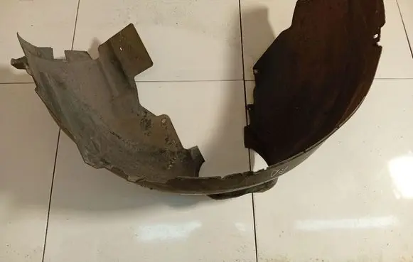 Ford Focus Front wheel arch liner splash guards 4M5116114AA