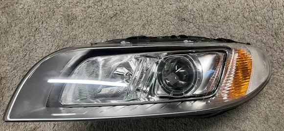 Volvo XC70 Headlight/headlamp 6336500001 31420013