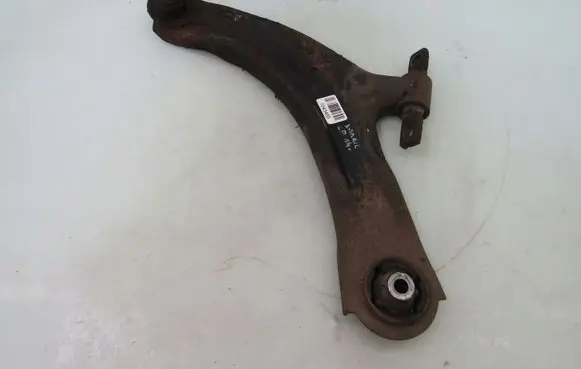 Nissan X-Trail T31 Front lower control arm/wishbone