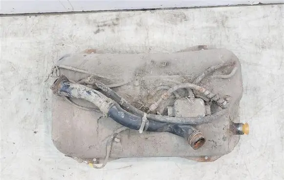 Suzuki Vitara (ET/TA) Fuel tank 