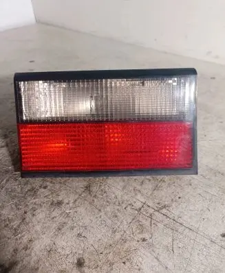 Citroen Xantia Tailgate rear/tail lights 91030 0100