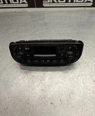 Mercedes-Benz C W203 Climate control unit 2098300285