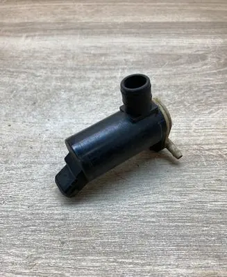 Ford Mondeo MK I Windscreen/windshield washer pump 87AB17K624AC