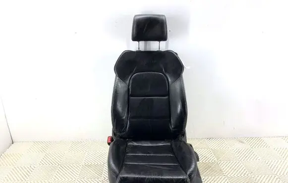 Audi A3 S3 8P Front driver seat 