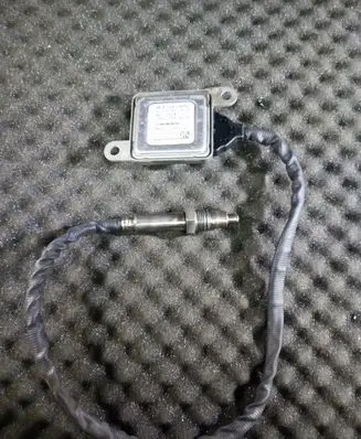 Mercedes-Benz C W205 Lambda probe sensor A0009058511