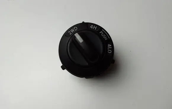 Nissan Navara D23 Differential lock switch 25536JT30A