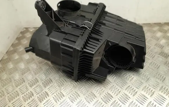 Volkswagen Transporter - Caravelle T6 Air filter box 7LA129601