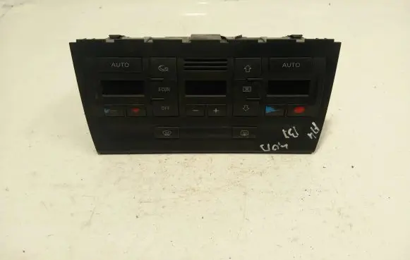 Audi A4 S4 B7 8E 8H Climate control unit 8E0820043BL 0822477