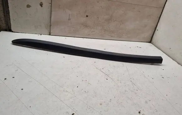 Mercedes-Benz ML W163 Front bumper splitter molding A1638851325