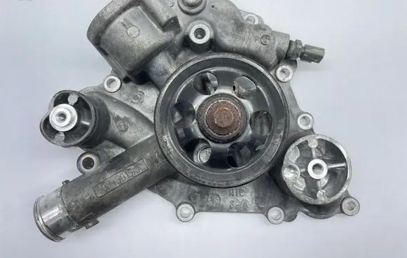 Dodge Durango Water pump 68346915AA 68346915 001102819A