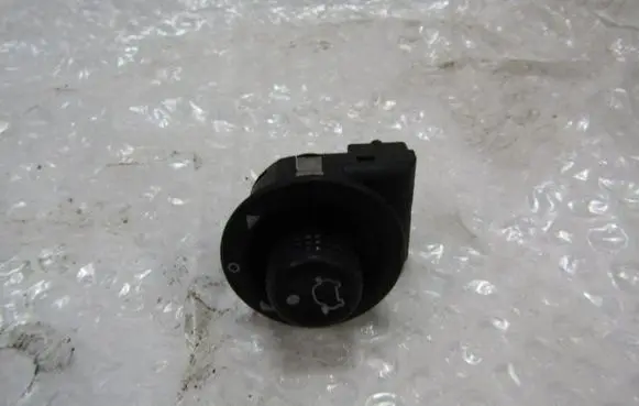 Ford Focus C-MAX Wing mirror switch 