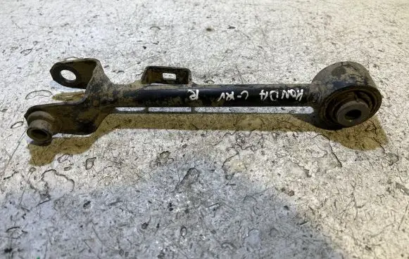 Honda CR-V Rear control arm