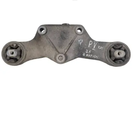 Volkswagen PASSAT B5 Engine mount bracket 4B3599285
