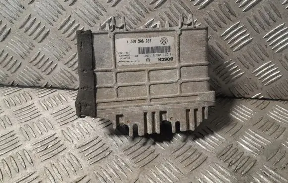 Volkswagen Polo III 6N 6N2 6NF Engine control unit/module 030906027K