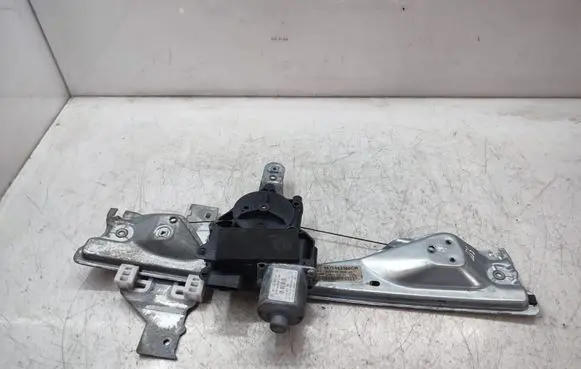 Peugeot 308 SW Rear door window regulator with motor 9675463380