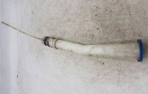 Toyota Corolla Verso AR10 Window washer liquid tank fill tube NOOCDE