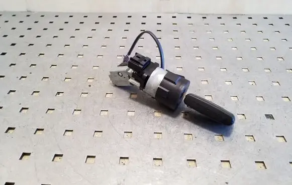 Peugeot 5008 Ignition lock 36410600 9663123380