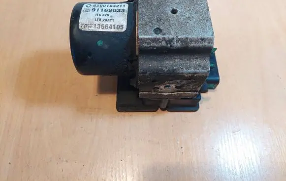 Opel Vivaro ABS Pump 8200184211 91169033 13664105