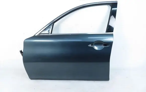 Infiniti M Front door 