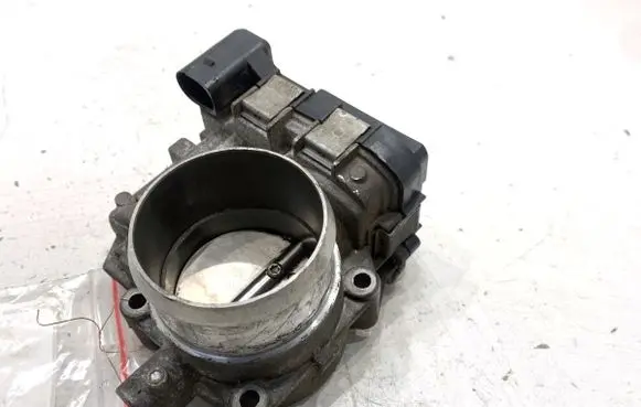 Volkswagen Golf V Engine shut-off valve 03C133062D