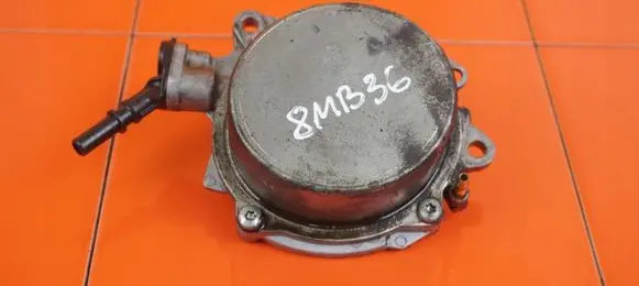 Peugeot 207 Vacuum pump 5FY