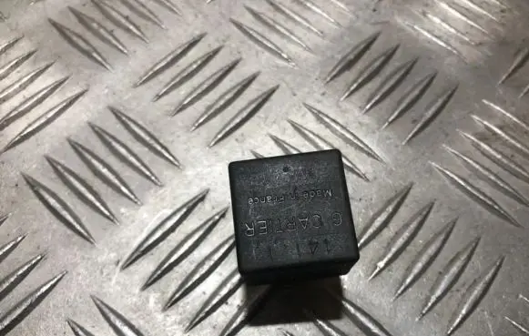Peugeot 306 Other relay