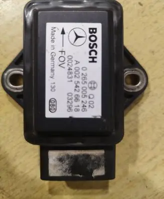 Mercedes-Benz Vito Viano W639 ESP acceleration yaw rate sensor 0265005246 0024831 A0025426618
