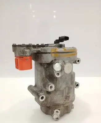 Nissan Leaf II (ZE1) Air conditioning (A/C) compressor (pump) 926005SA1A 0424000510