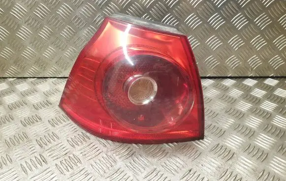 Volkswagen Golf V Rear/tail lights 1K6945257 284990