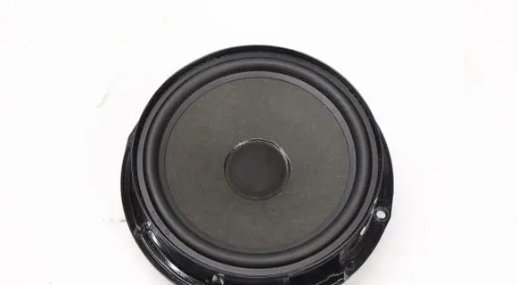 Volkswagen Caddy Front door speaker
