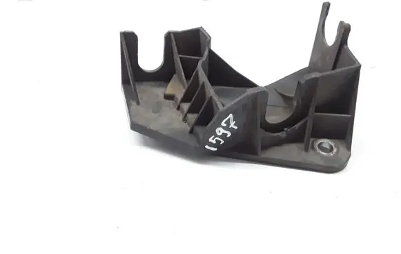 Volvo V50 Gear shift cable bracket 