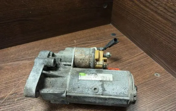 Renault Master II Starter motor 8200634602 8200634602B