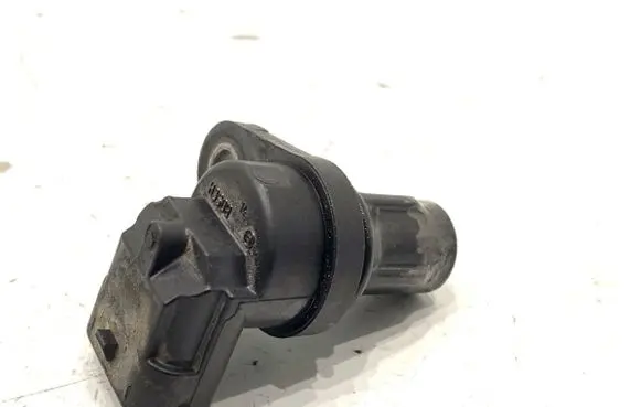 Jaguar F-Pace Camshaft position sensor G4D312K073AA