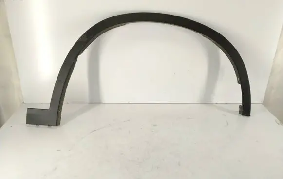 BMW X1 F48 F49 Front arch trim 7332338