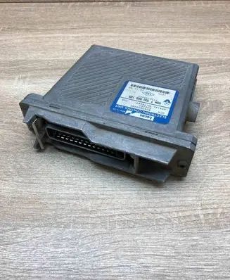 Renault Scenic I Engine control unit/module ECU 7700868189 7700105605