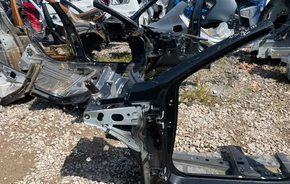 Front quarter panel